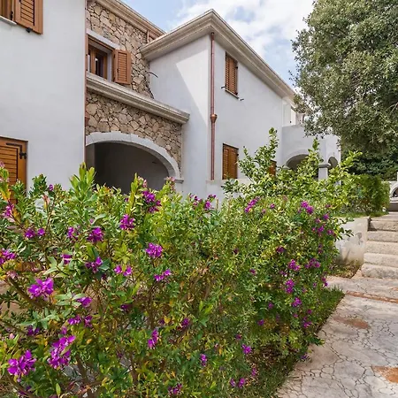 Casa Osalla 2 *